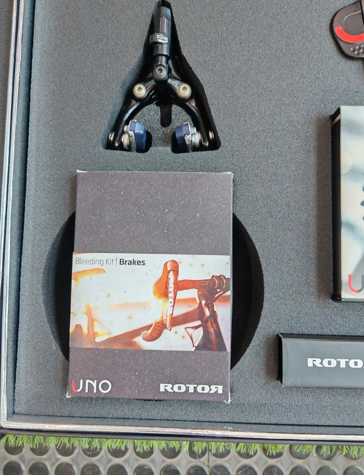 Rotor UNO Groupset RimBrake (11-28t) Brand New !!