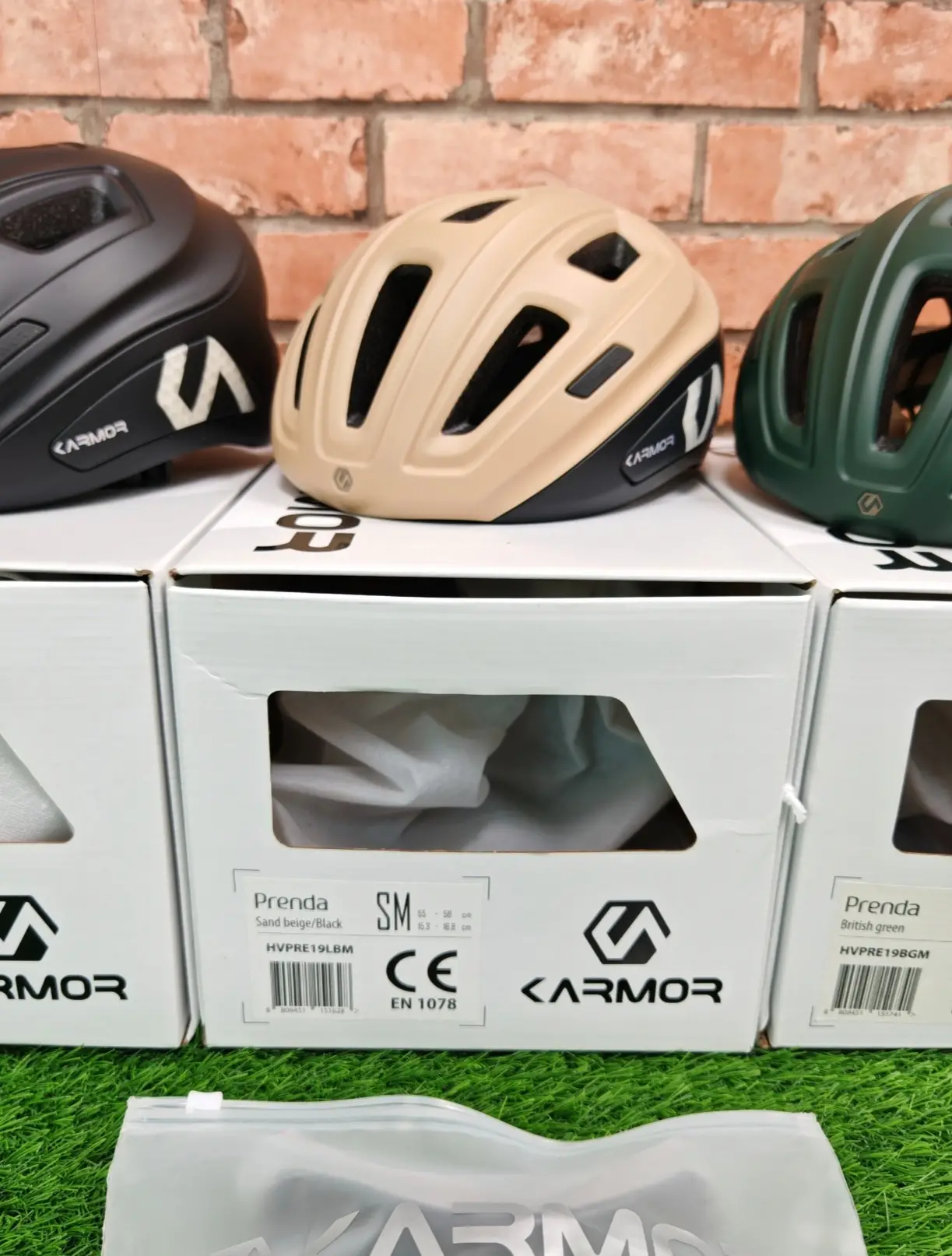 KARMOR Prenda (S/M & L) Helmet - Brand New !!