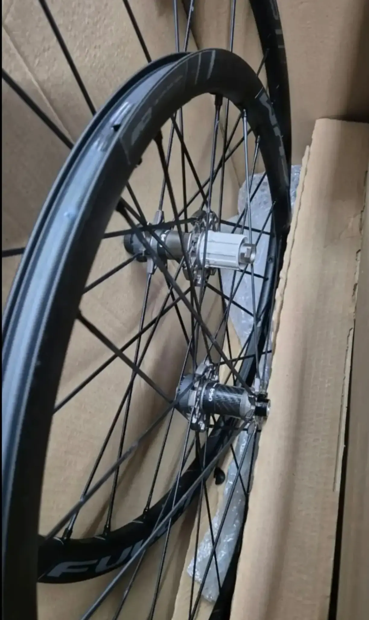 Fulcrum Racing Zero -C19 Disc Ceramic USB - (Brand New!)