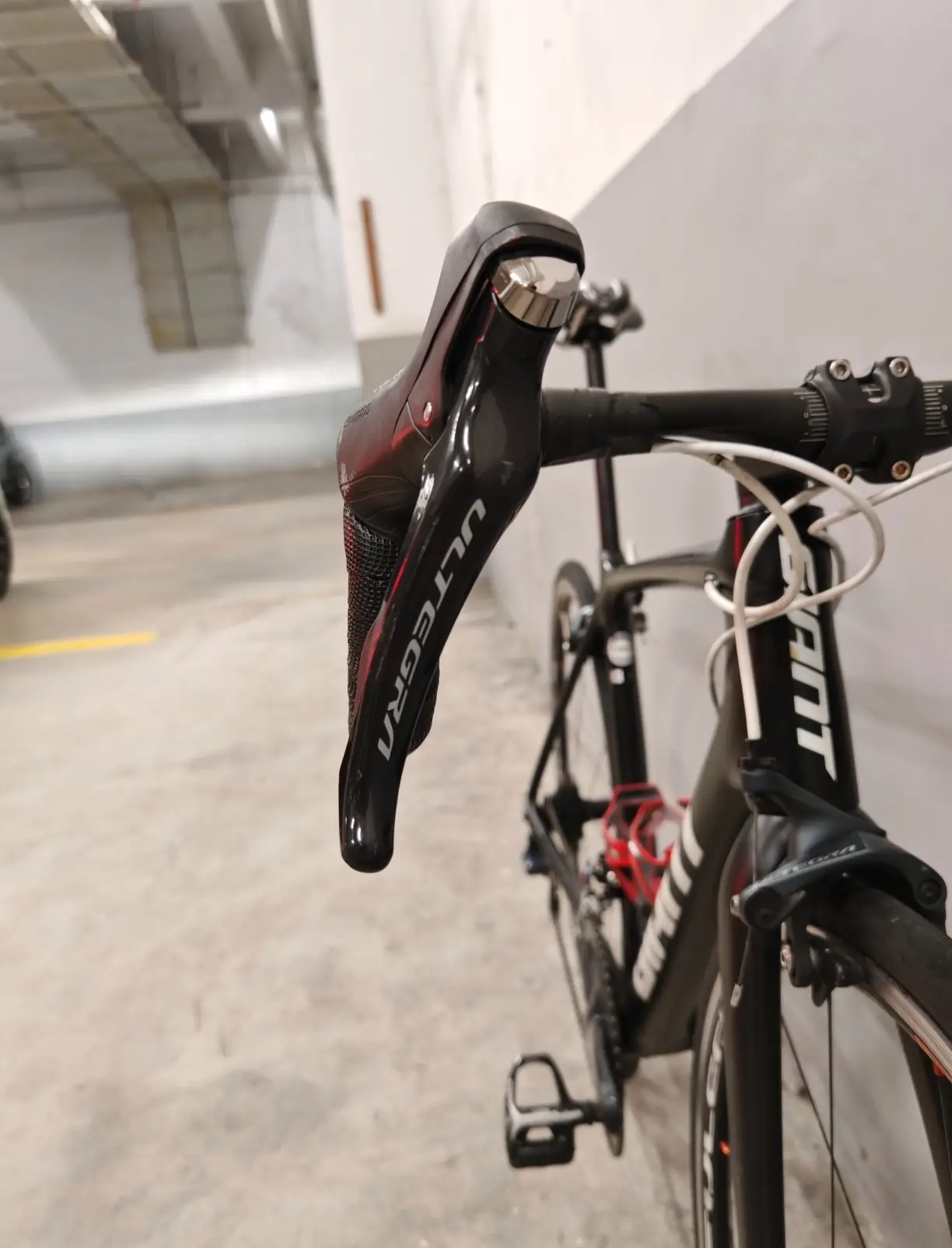 Giant TCR Advance 2 KOM (M size) R8000 - USED !