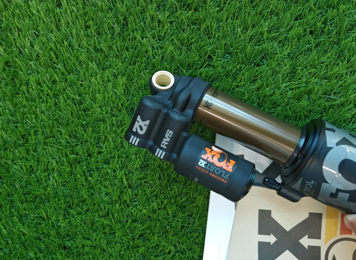 Fox Factory DHX2 (9.5 x 3.0) - (Brand New !!)