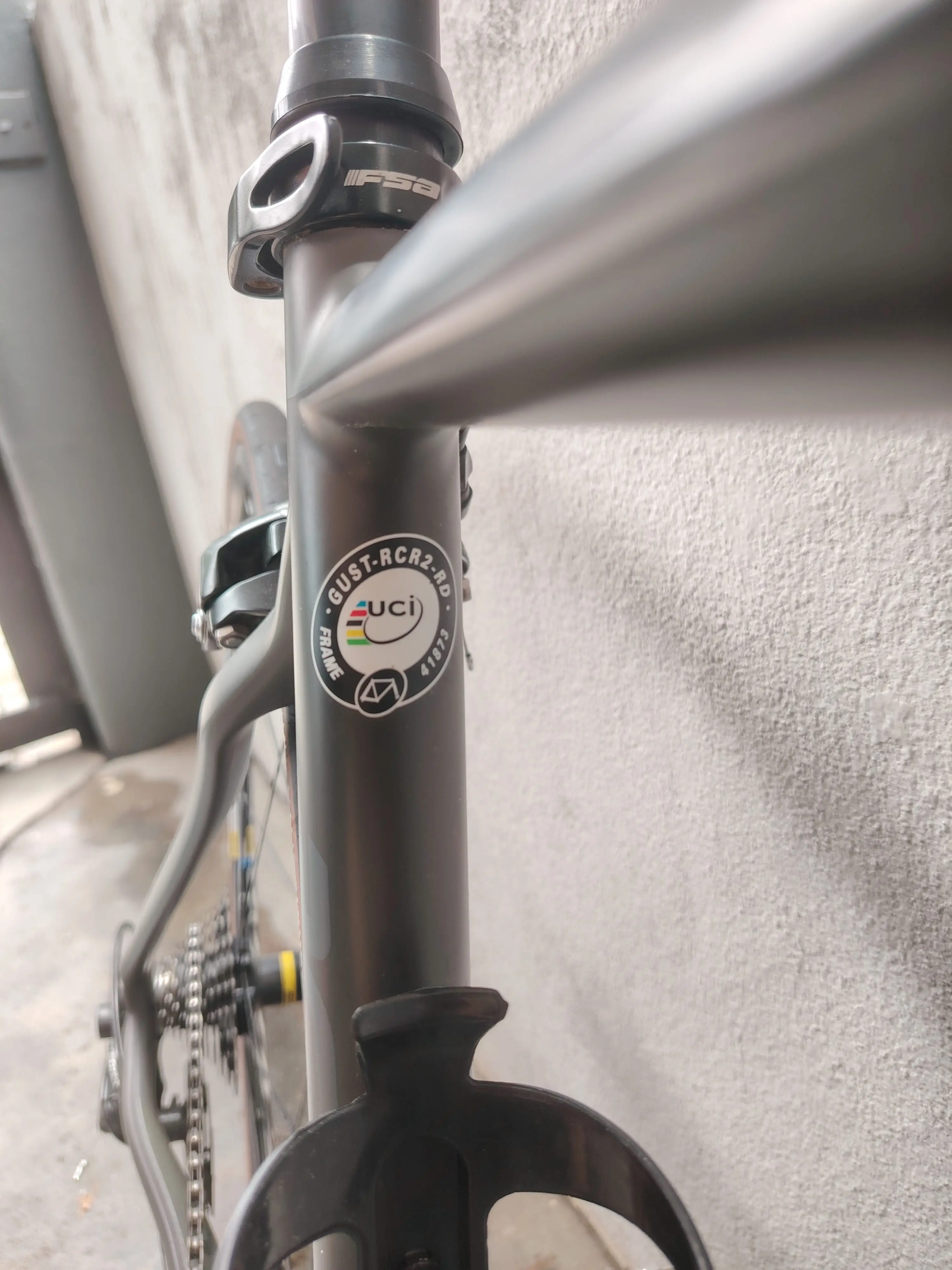 Gusto Road Bike For Sale