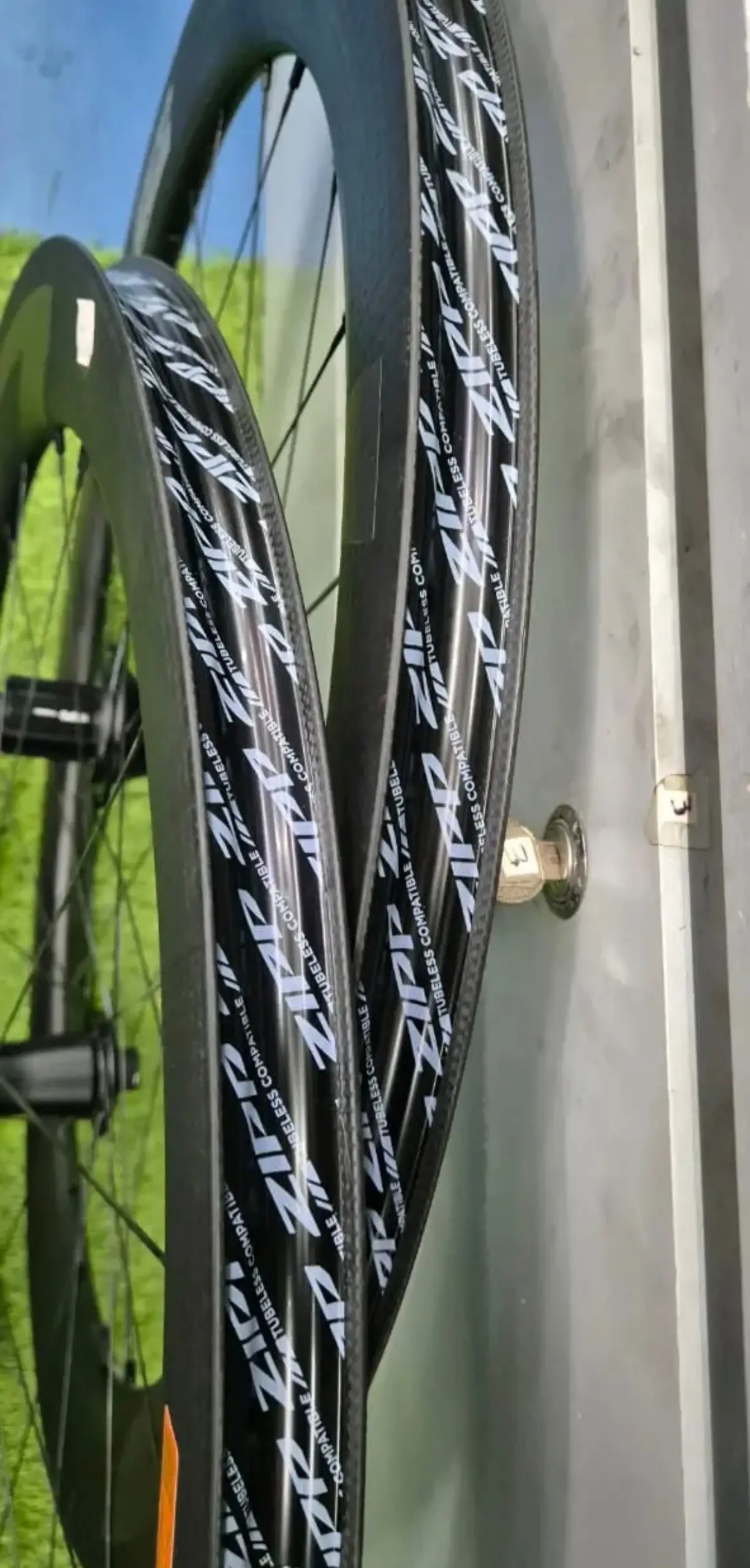 Zipp 404-Firecrest Carbon Wheelset (58mm) - Clincher- (Disc) Brand New !!!