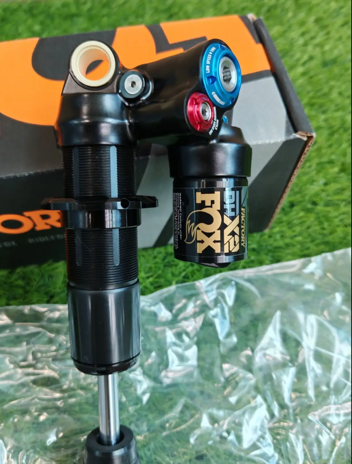 Fox Factory DHX2 (230 x 65) (2Pos-Adj) - Brand New !!