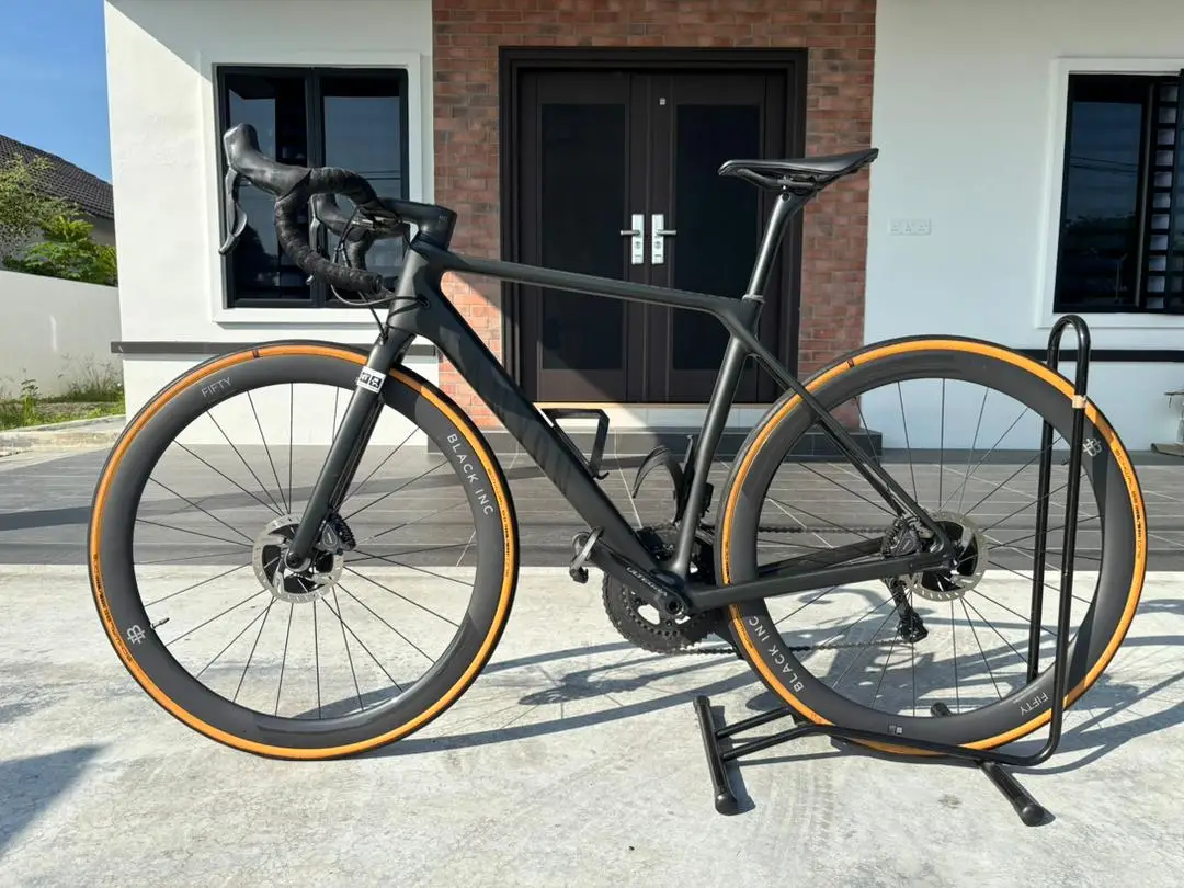 USED CANYON ENDURACE CF SLX Di2 (RM12,000.00 - NEGO)