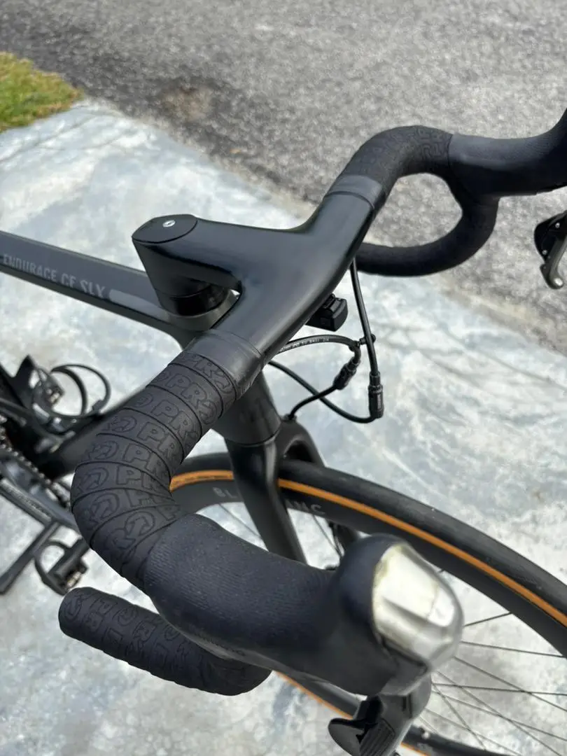 USED CANYON ENDURACE CF SLX Di2 (RM12,000.00 - NEGO)