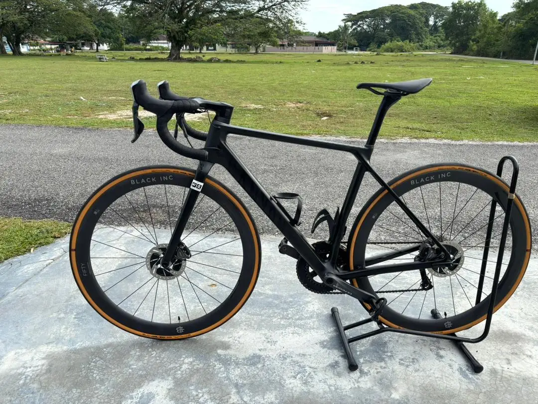 USED CANYON ENDURACE CF SLX Di2 (RM12,000.00 - NEGO)