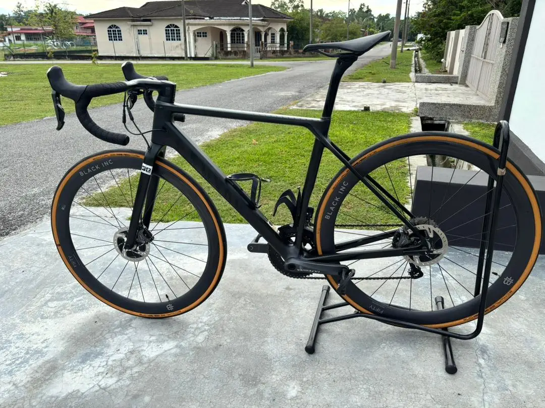 USED CANYON ENDURACE CF SLX Di2 (RM12,000.00 - NEGO)