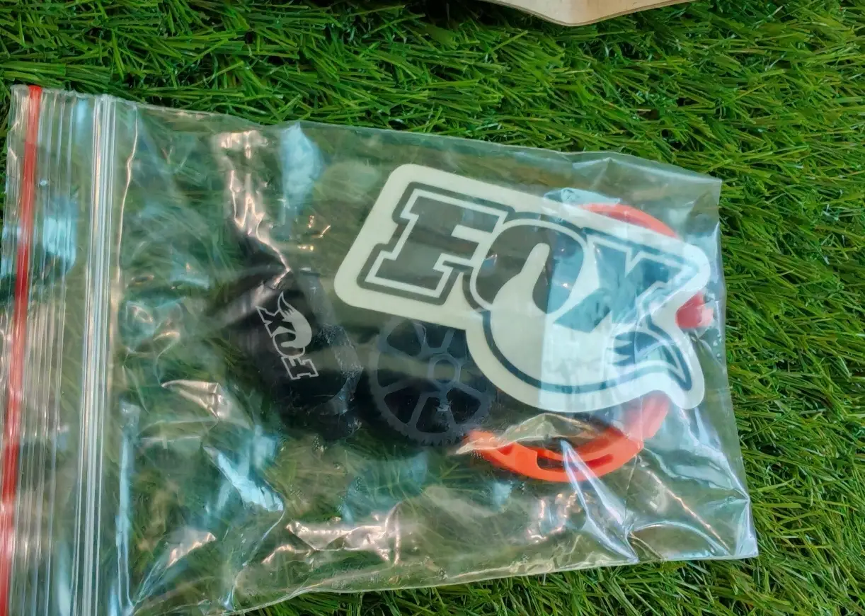 Fox Factory Float X2 (9.5 x 3) Rear Shock - (Brand New !!)