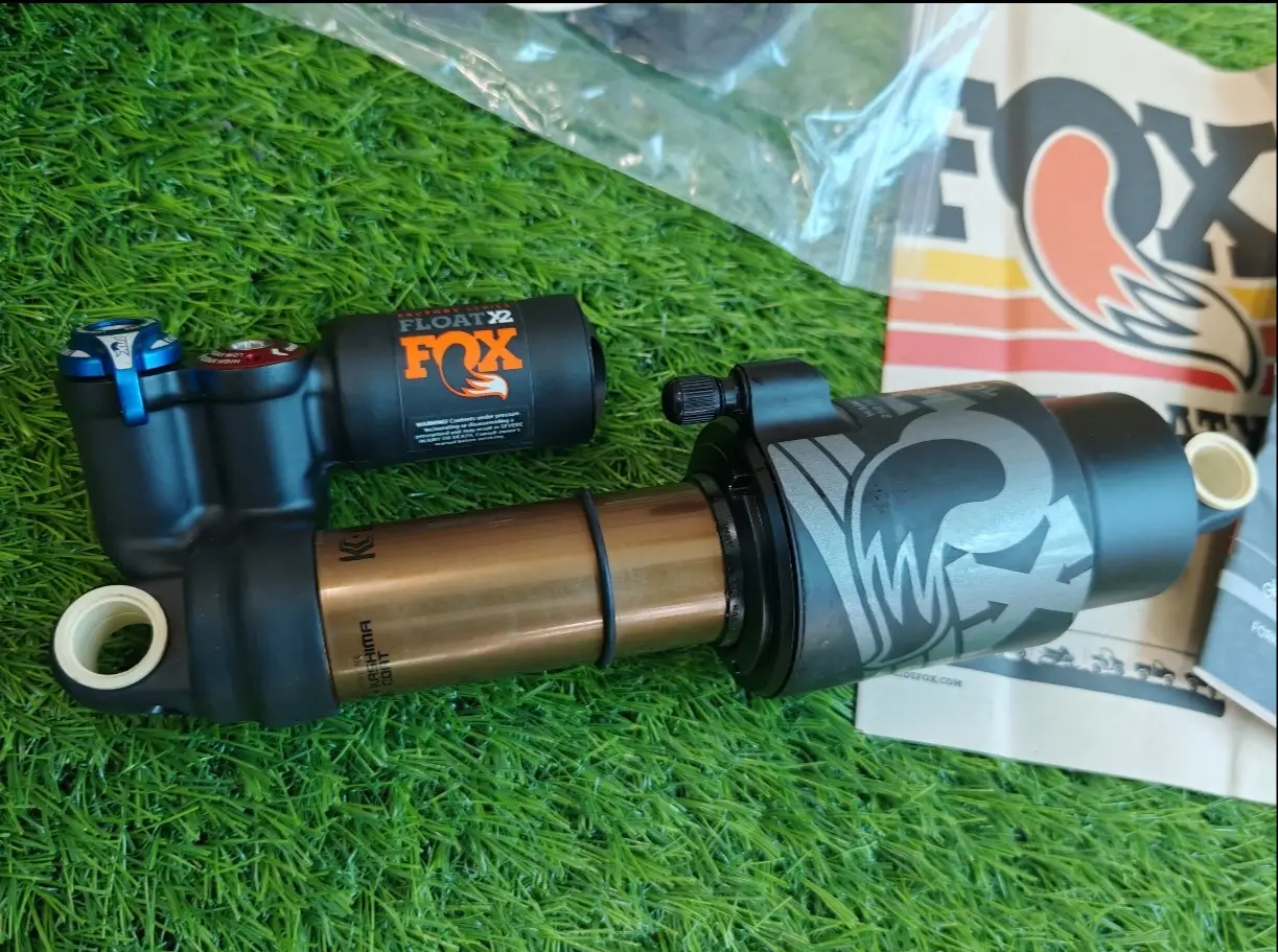 Fox Factory Float X2 (9.5 x 3) Rear Shock - (Brand New !!)