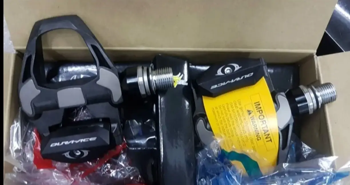 Shimano Dura Ace Carbon R9100 ( SPD-SL ) Pedal - (Brand New !!!)