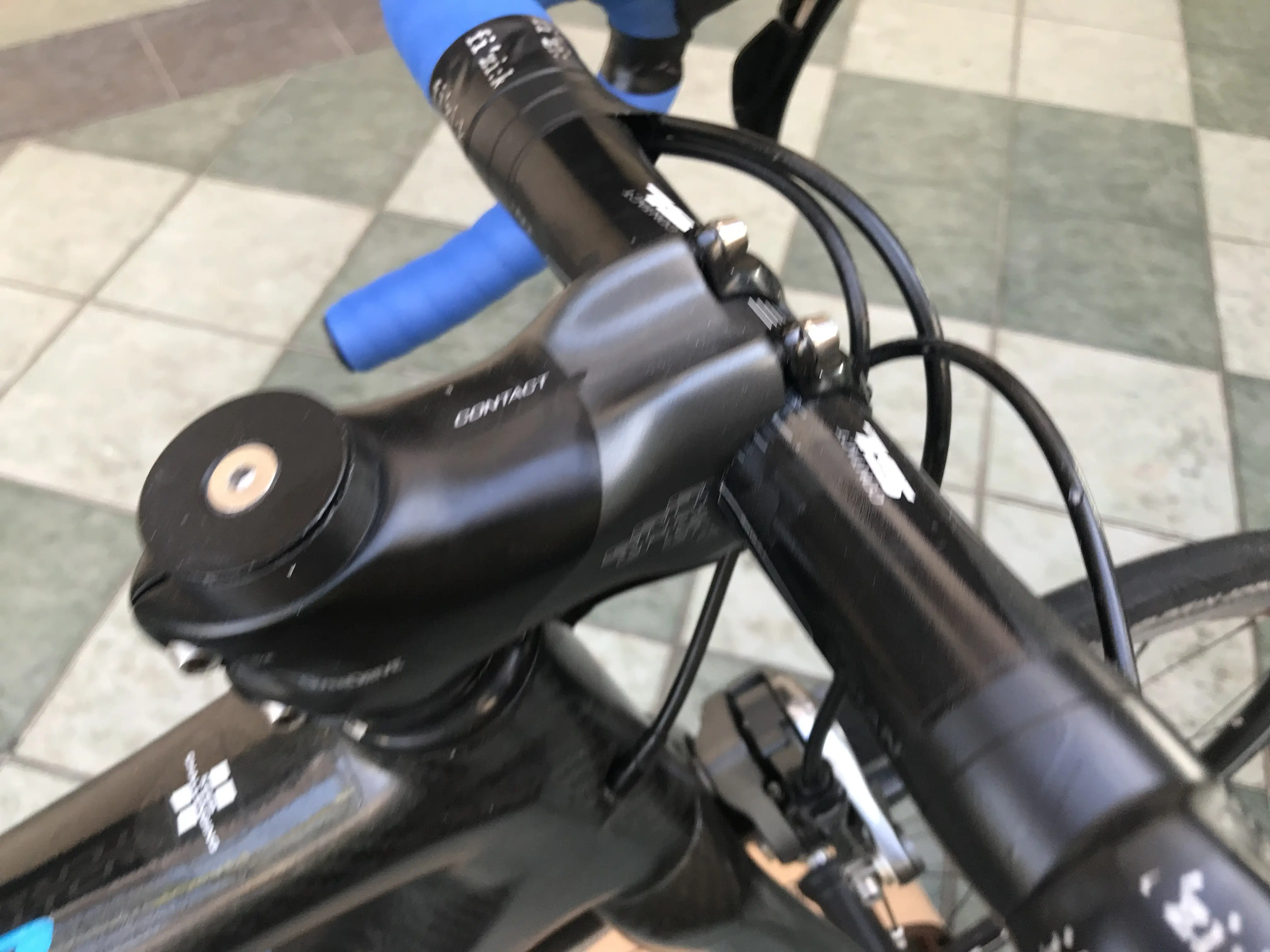Giant TCR Advance SL with Campagnolo Zonda