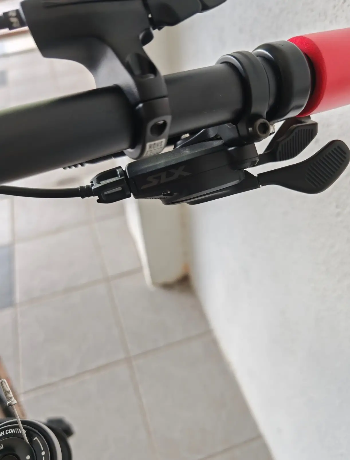Shimano SLX M7100 + Tektro Hydraulic Brake (Like New !!!)
