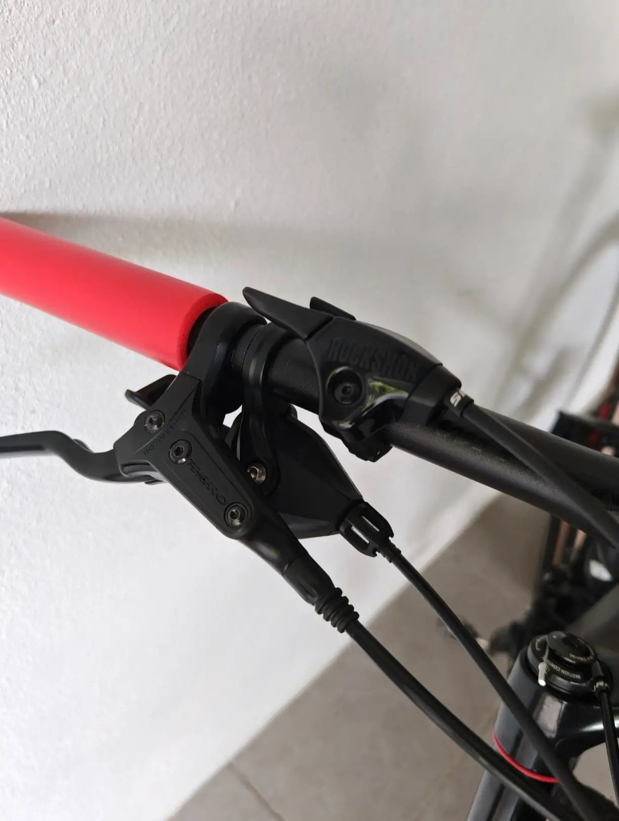 Shimano SLX M7100 + Tektro Hydraulic Brake (Like New !!!)