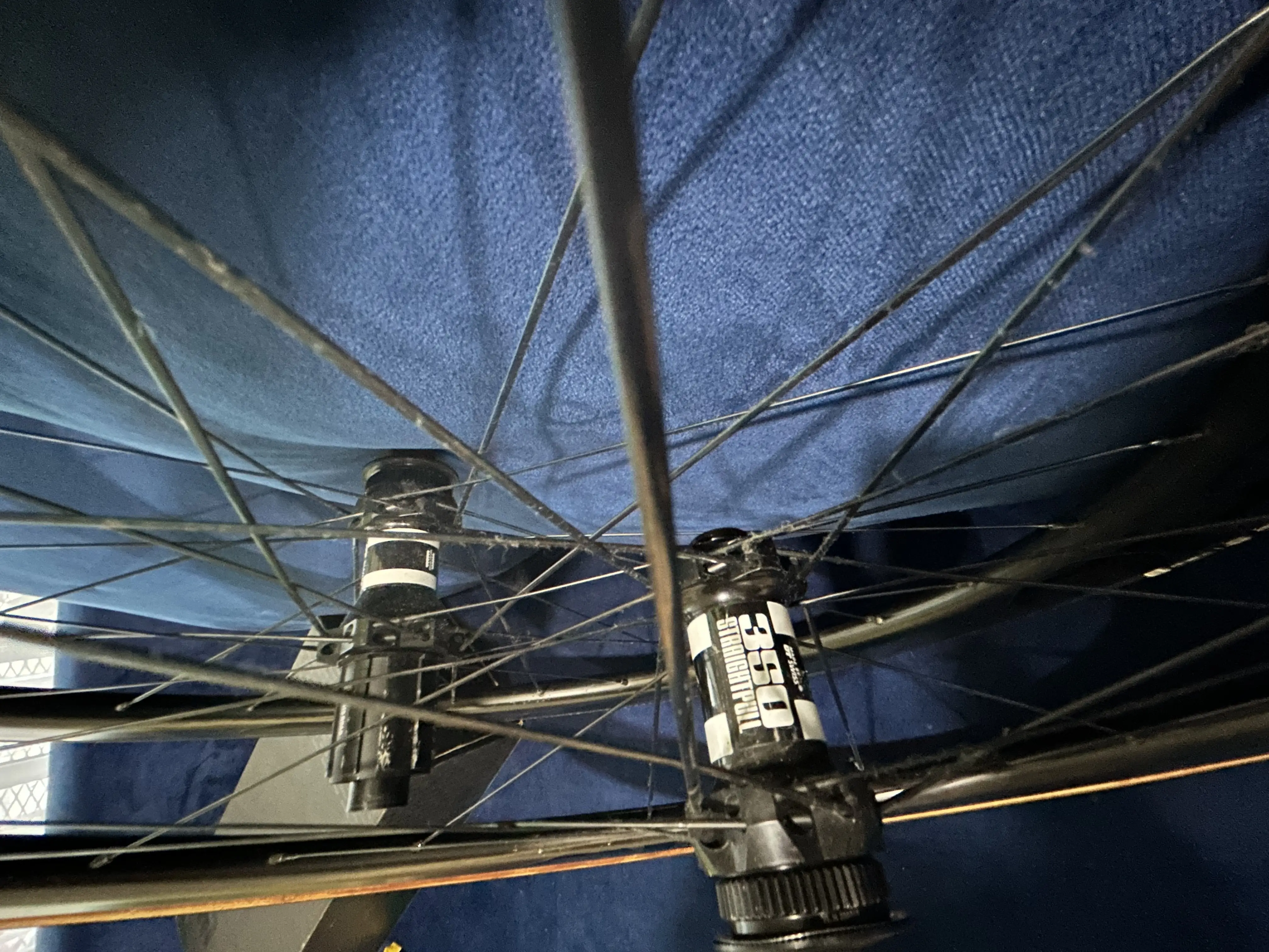 S50 ROAD DISC CARBON WHEELSET  HUB DT350