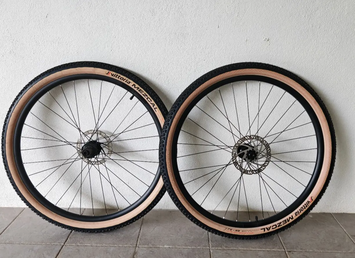 29er Boost Wheelset + Vittoria Mezcal+ rotor (Like New !!!)
