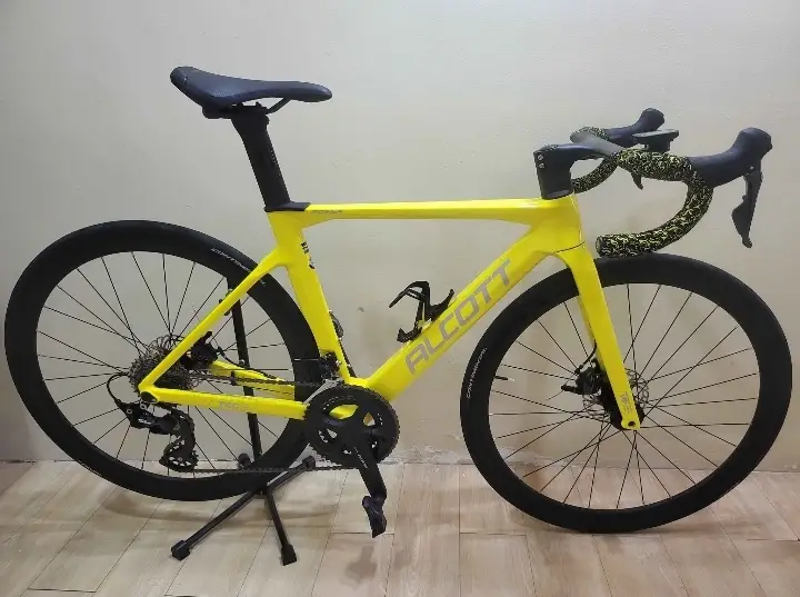 Alcott Swift Rossa