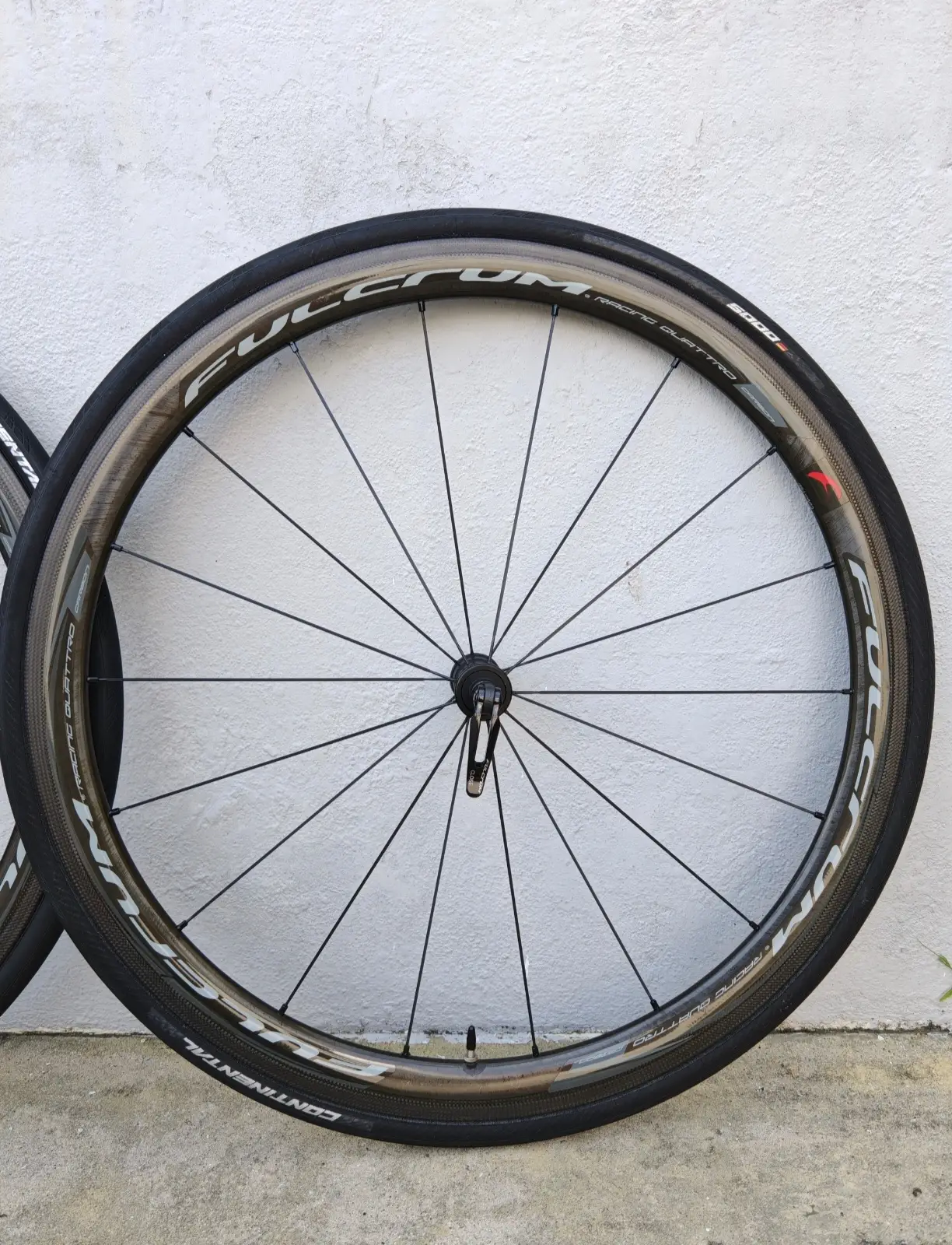 Fulcrum Racing Quattro Carbon - Clincher (Like New !!)