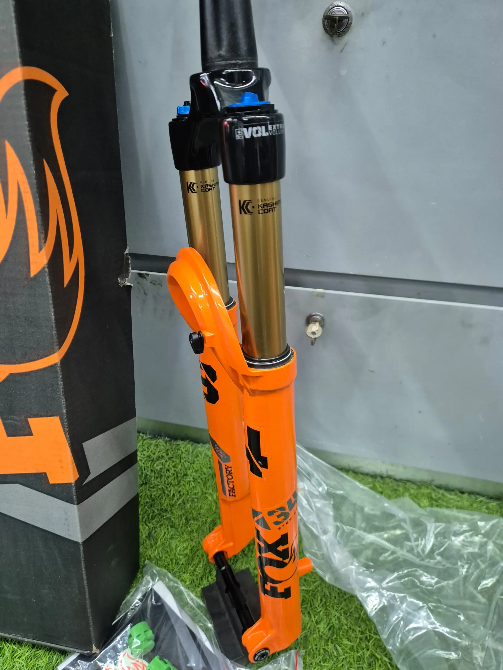 Fox Factory 34 Float (29er) 120mm travel - Brand New !!!