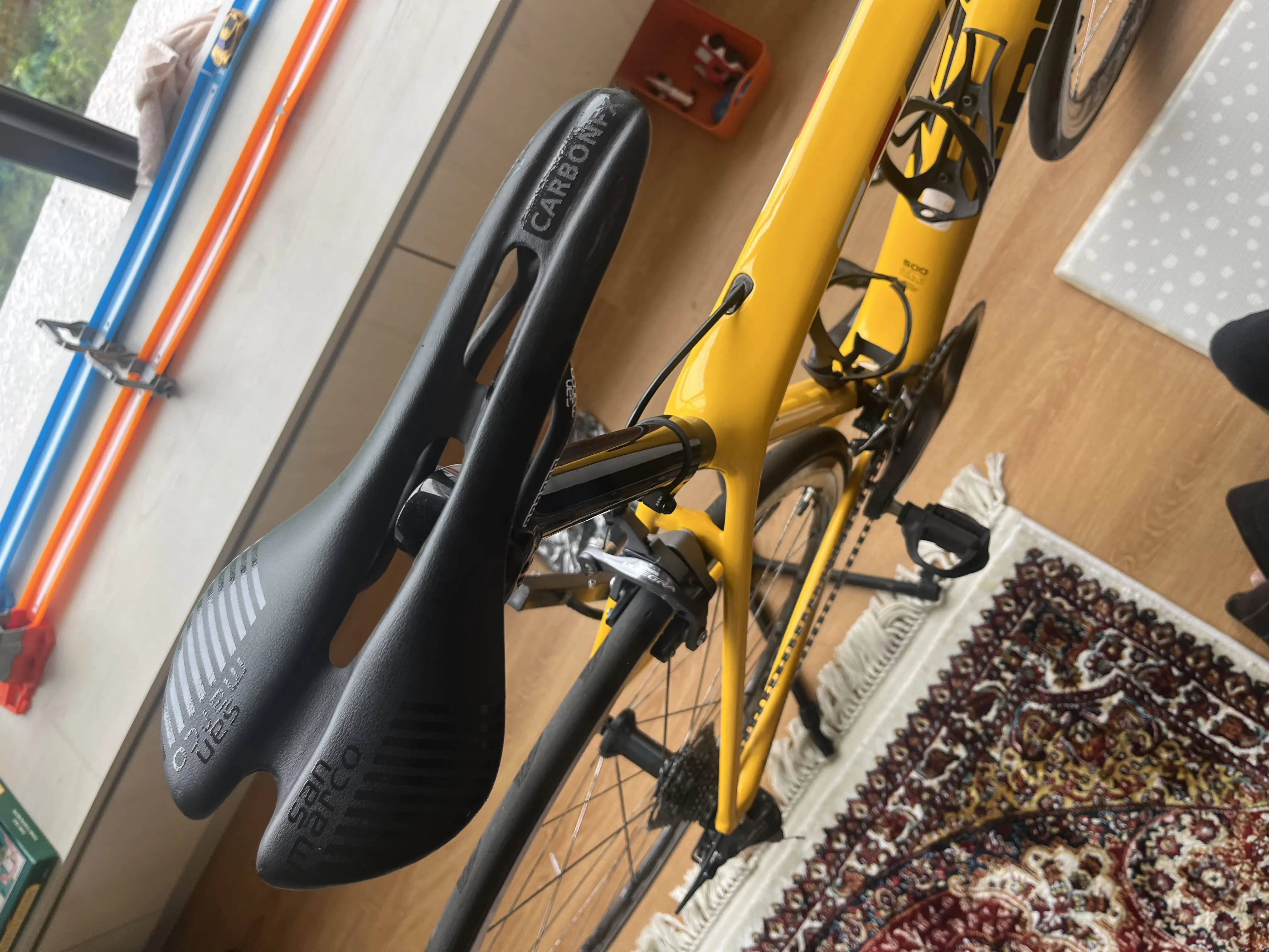 Trek emonda sl6 h2 road bike