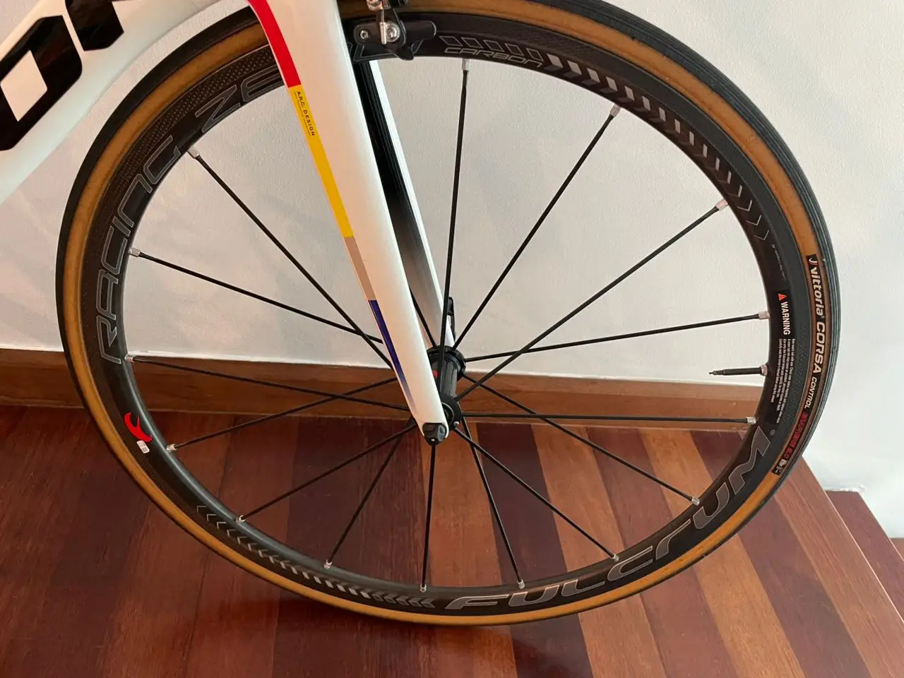 Fulcrum Racing Zero Carbon C17 (RimBrake) Shimano BodyHub - (99.9% like New!!!)