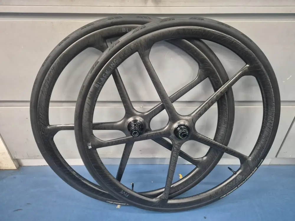 Black Inc FIVE RimBrake (Ceramic Speed) Clincher 30mm - (Brand New !!!)