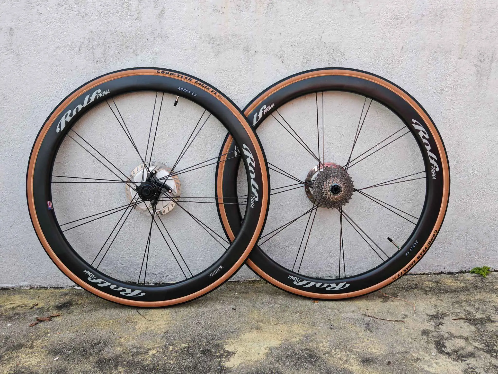 Rolf Prima Ares 4 ES Disc Carbon (Clincher; Shimano) Like New !!!