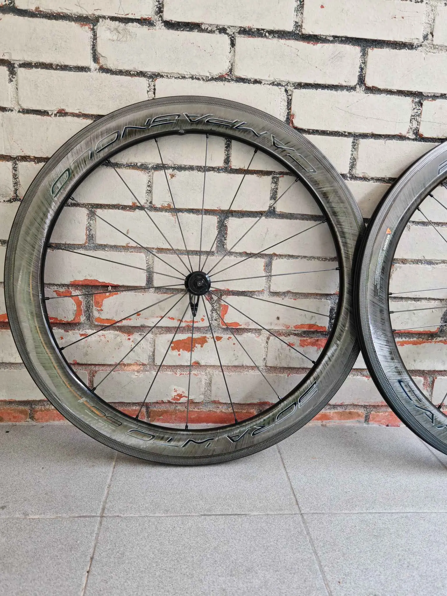 Campagnolo Bora WTO 60 (RimBrake) (Clincher;2WF;HG) - USED Like New !!