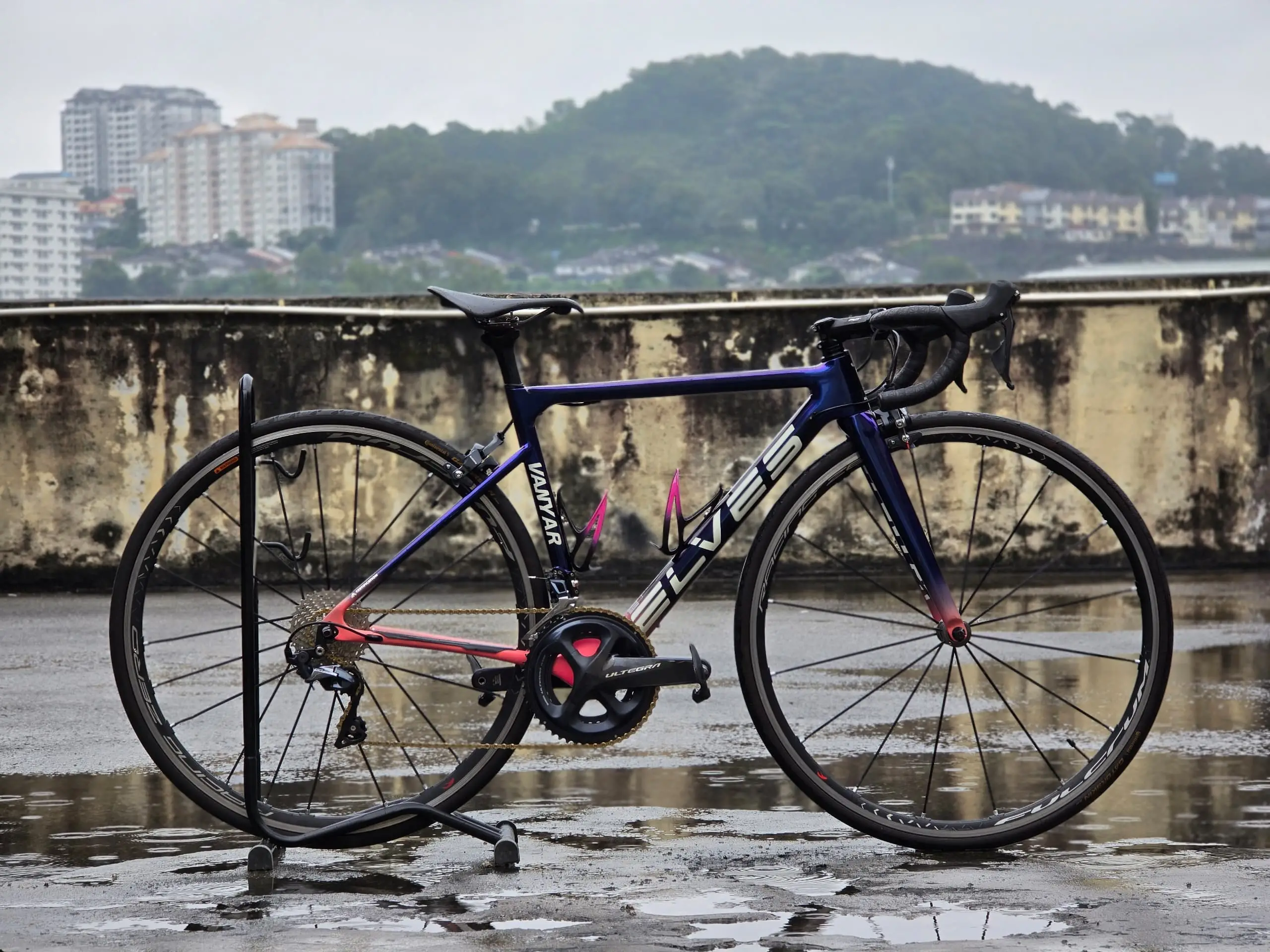 ELVES VANYAR ROADBIKE
