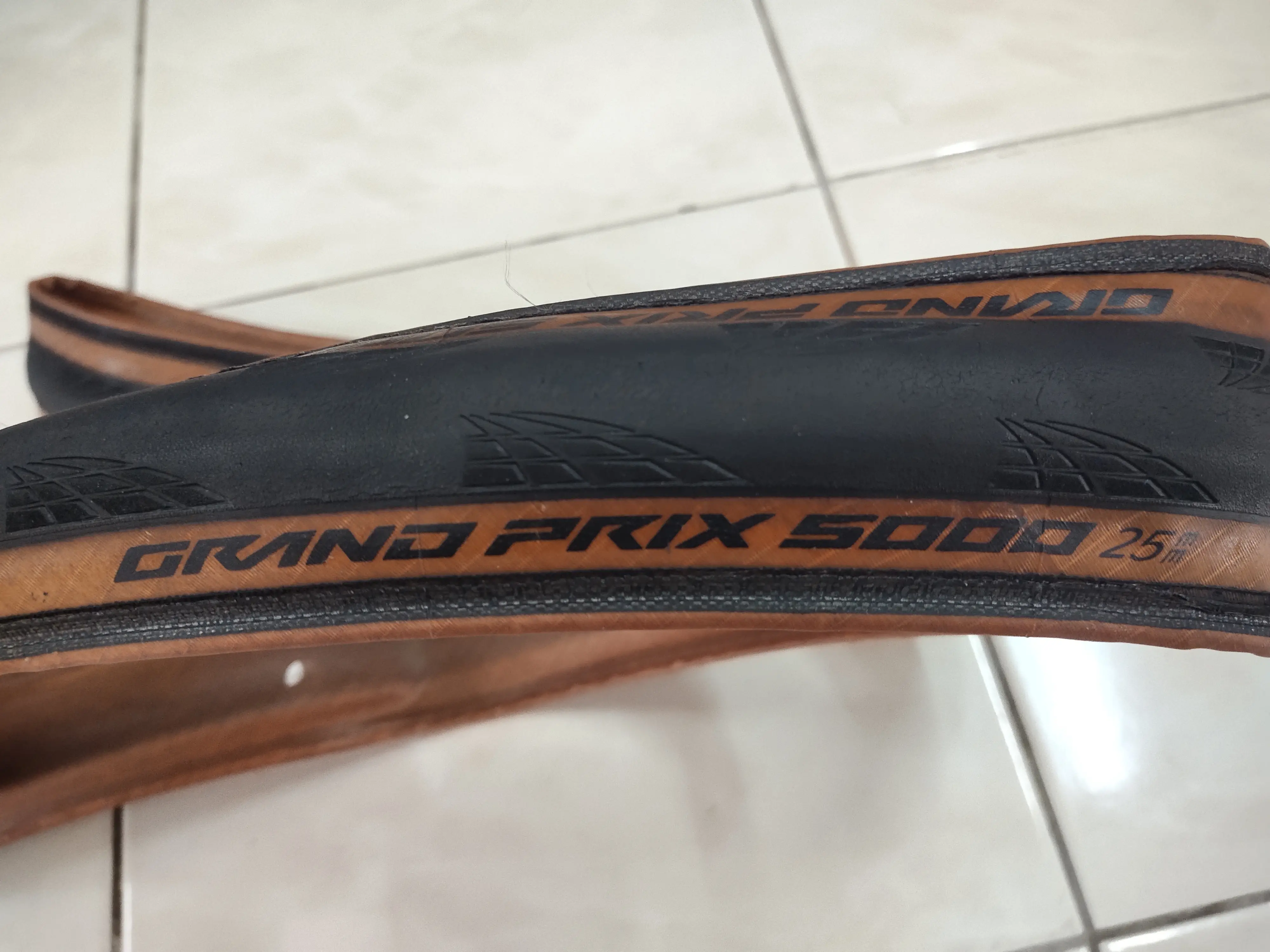 continental gp5000 25mm clincher (tube type) used