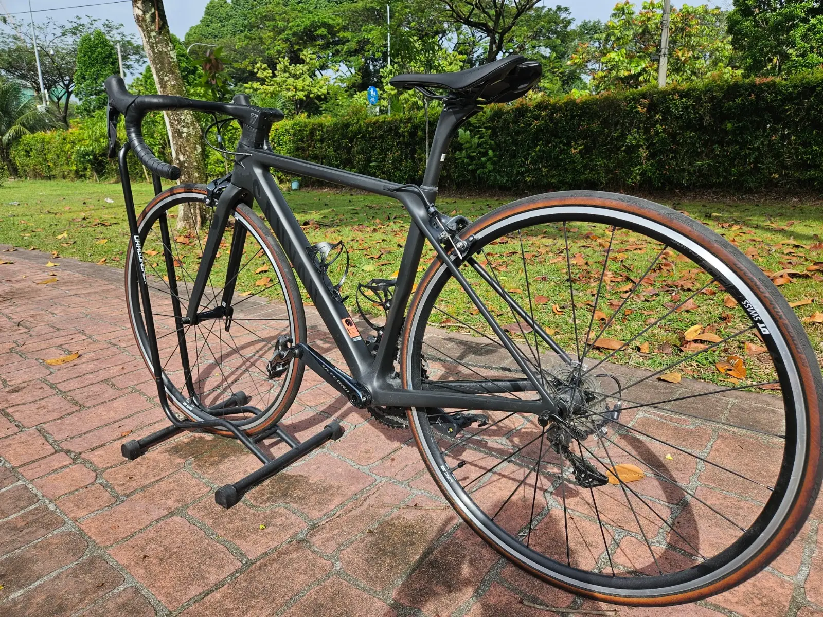 Canyon Ultimate CF SL 8 looking for new owner