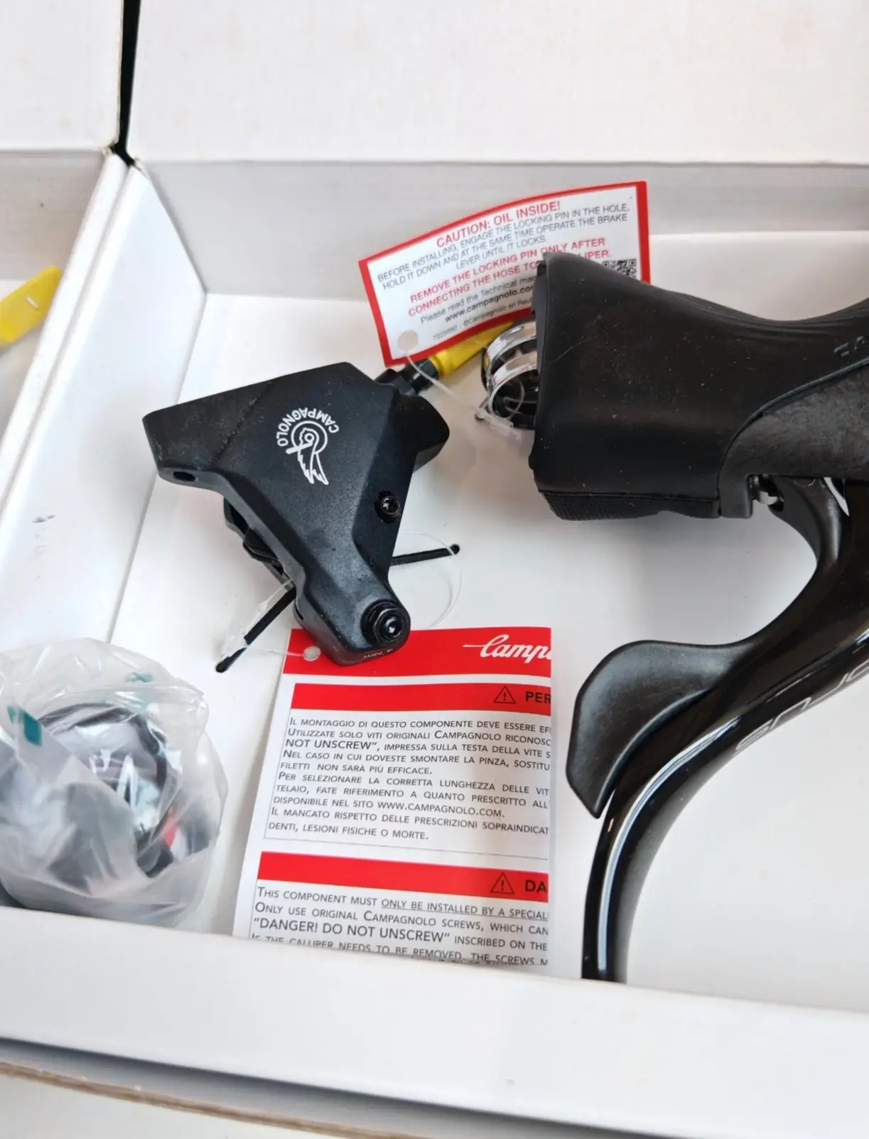 Campagnolo Chorus 12 DISC - 12 Speeds - (Brand New !!)