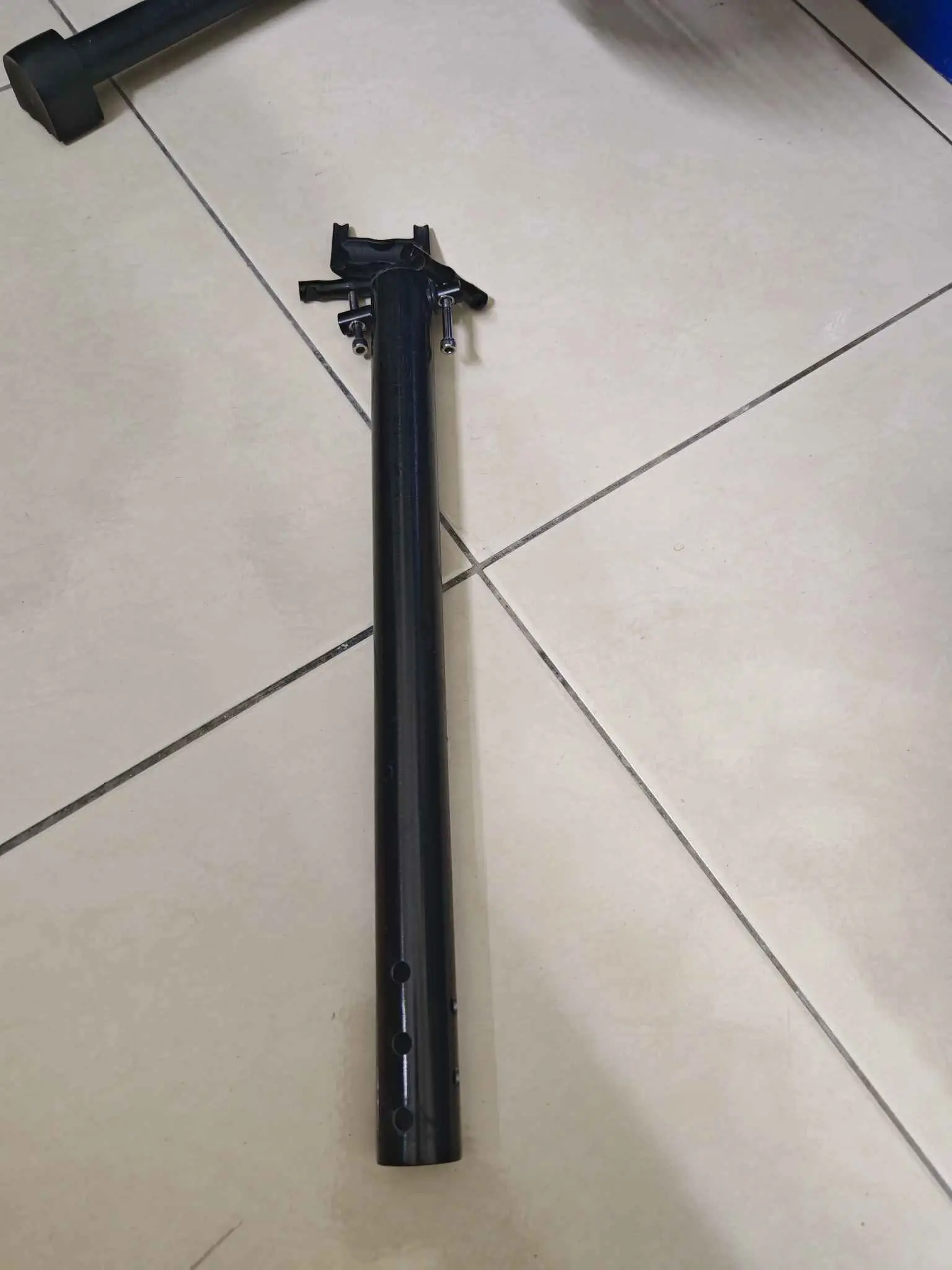 Velopro Lightweight alloy seatpost (31.6mm;400mm) - Brand New !!!