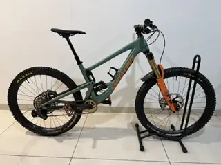 Santa Cruz Bronson C V3 27.5 Size M