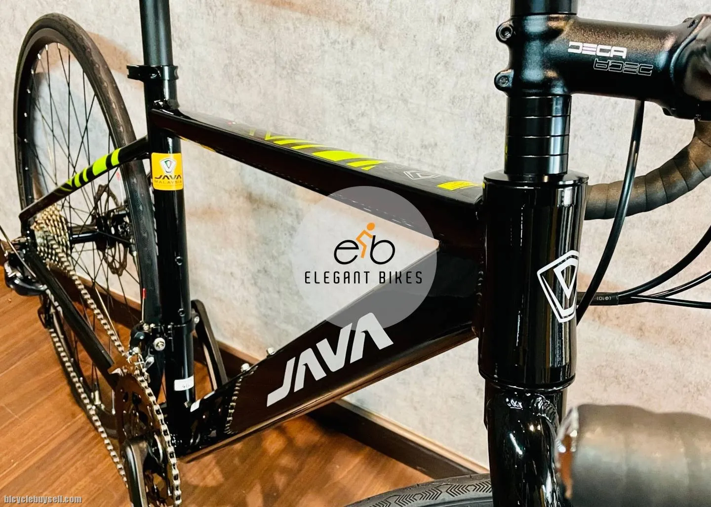 NEW JAVA VELOCE 2 DISC BRAKE SHIMANO 18 SPEED SORA ALLOY FRAME