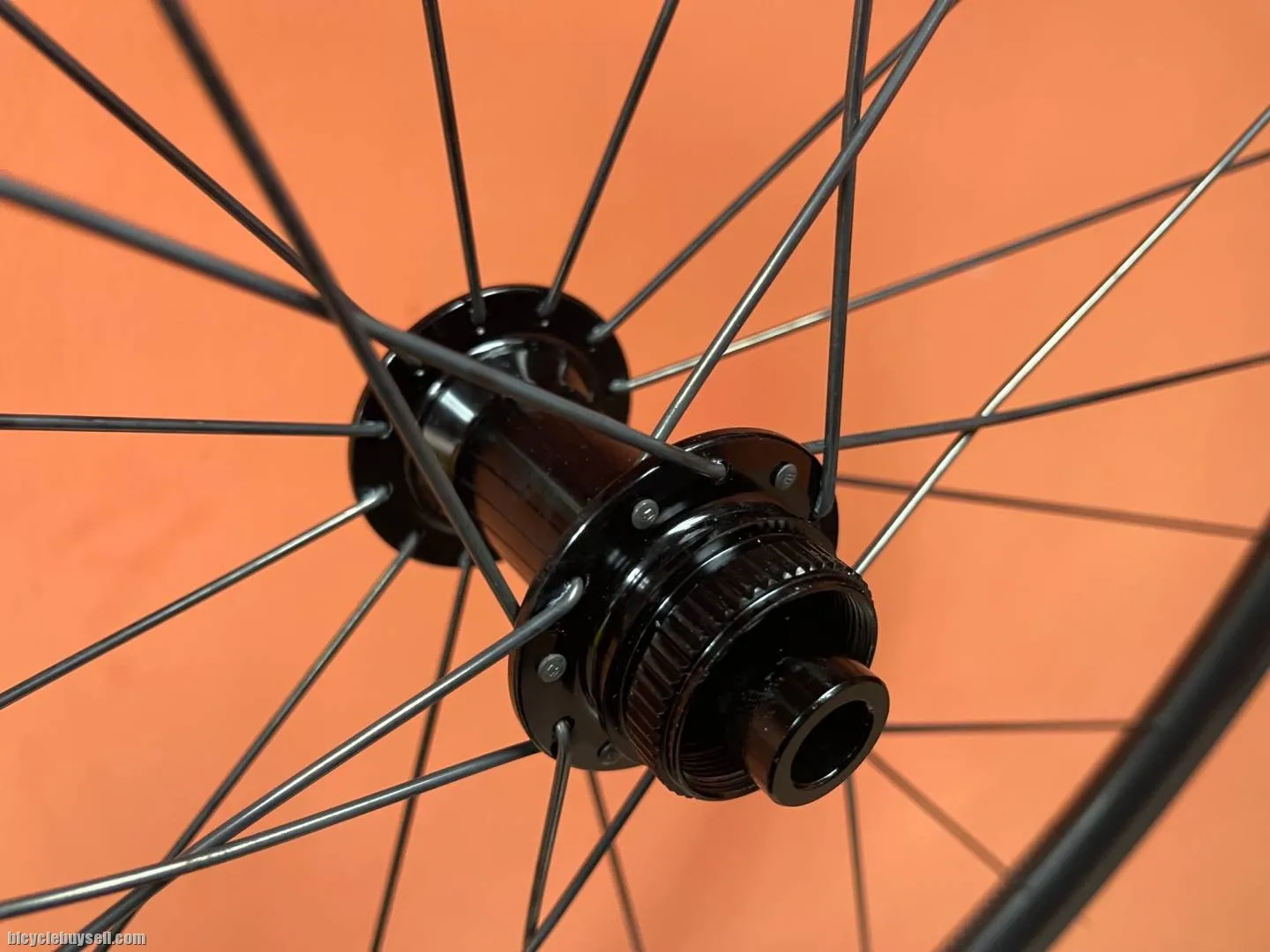 DT SWISS R470db Disc Wheelset with Specialized Turbo Pro Gripton tyre