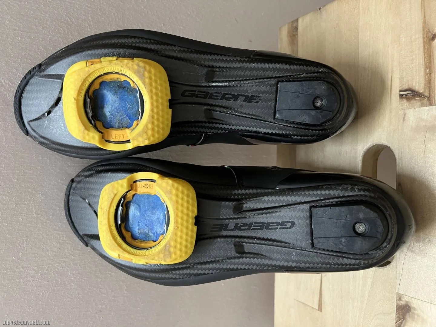 [SOLD!!] USED Gaerne Carbon G.STL Road Shoe - size 42.5