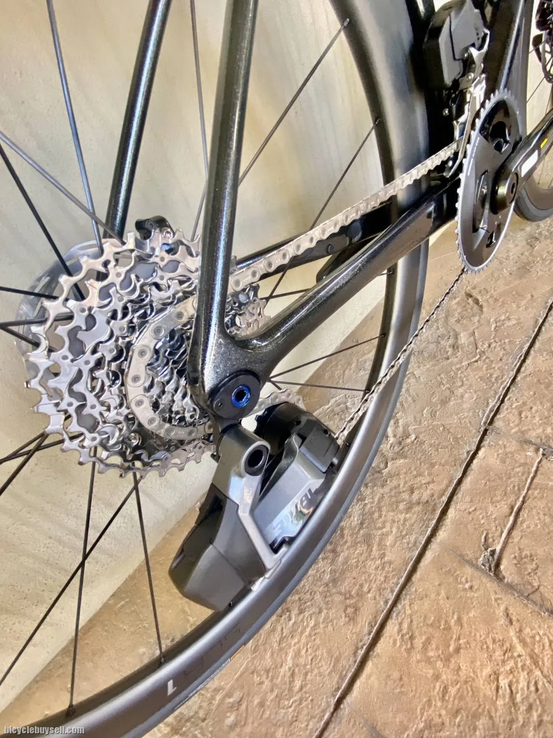 2022 GIANT TCR ADVANCED PRO 1 KOM - SRAM