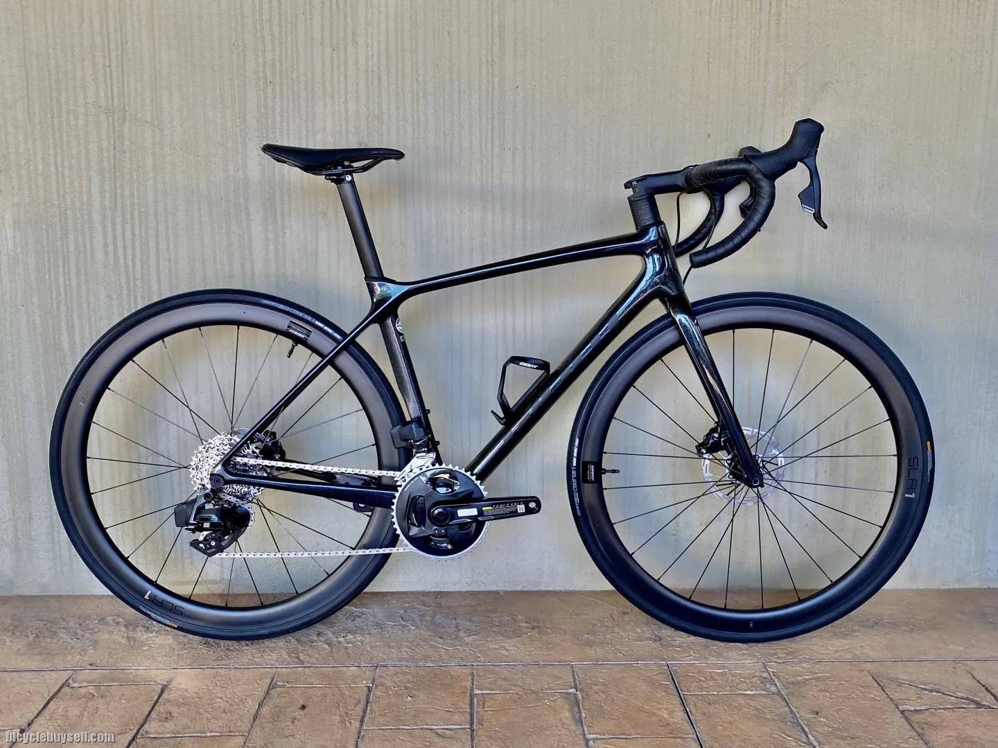 2022 GIANT TCR ADVANCED PRO 1 KOM - SRAM