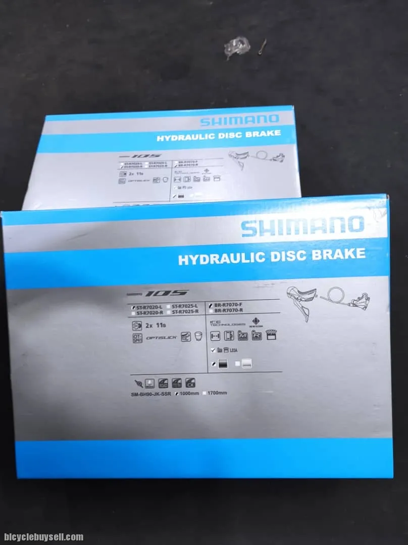 SHIMANO 105 R7020 HYDRAULIC DISC BRAKE  with SHIFTER