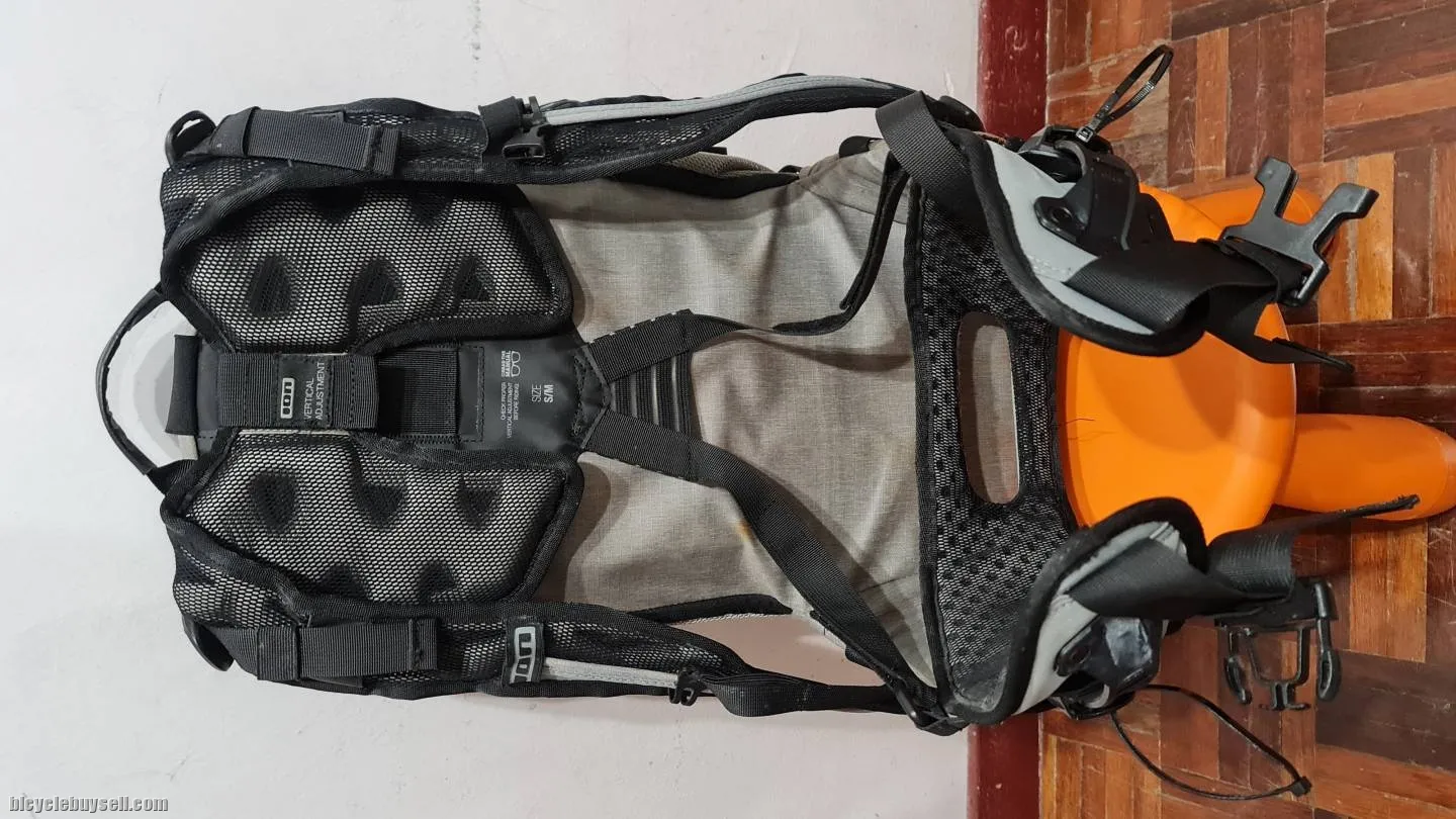 ION Transom 16 Backpack Grey