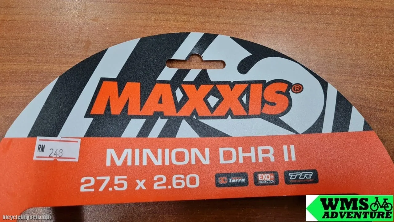 Maxxis Minion DHR II  27.5" X 2.60 Foldable Bead (3CT/EXO+/TR) Tire