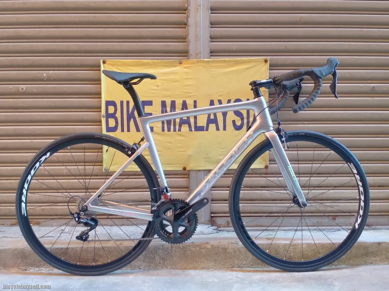 RALEIGH COMP FULL SHIMANO 105 R7000 CARBON FRAME