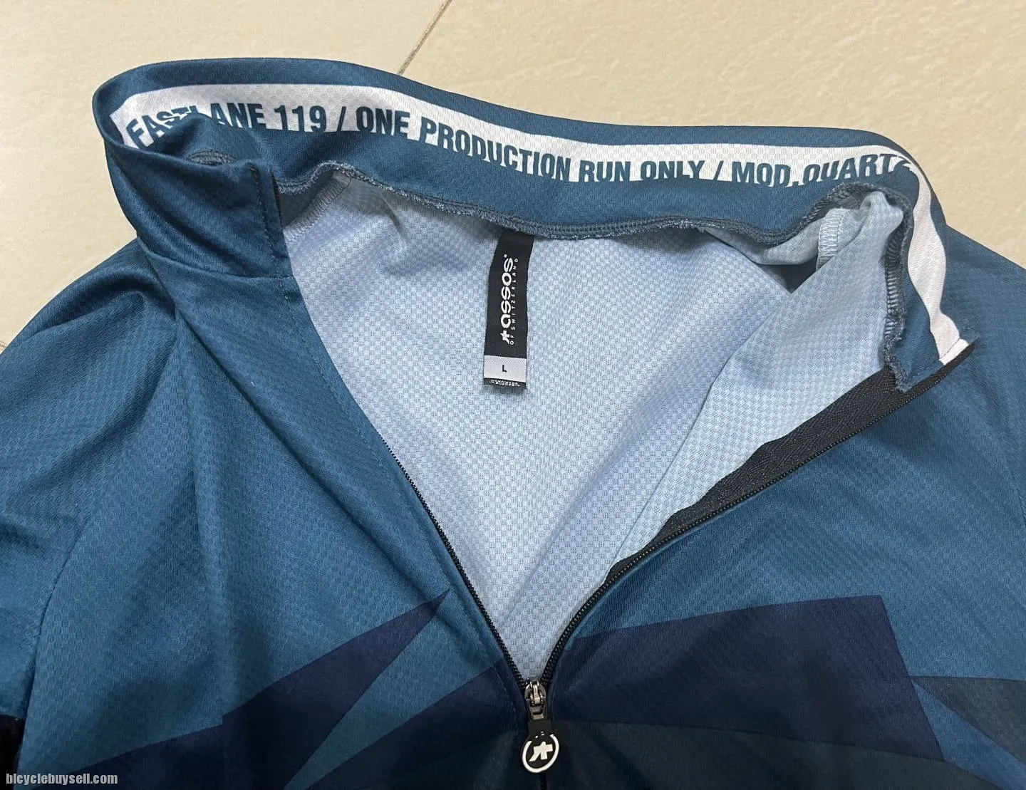 [SOLD!!] USED Assos Quartz SS Jersey - size L