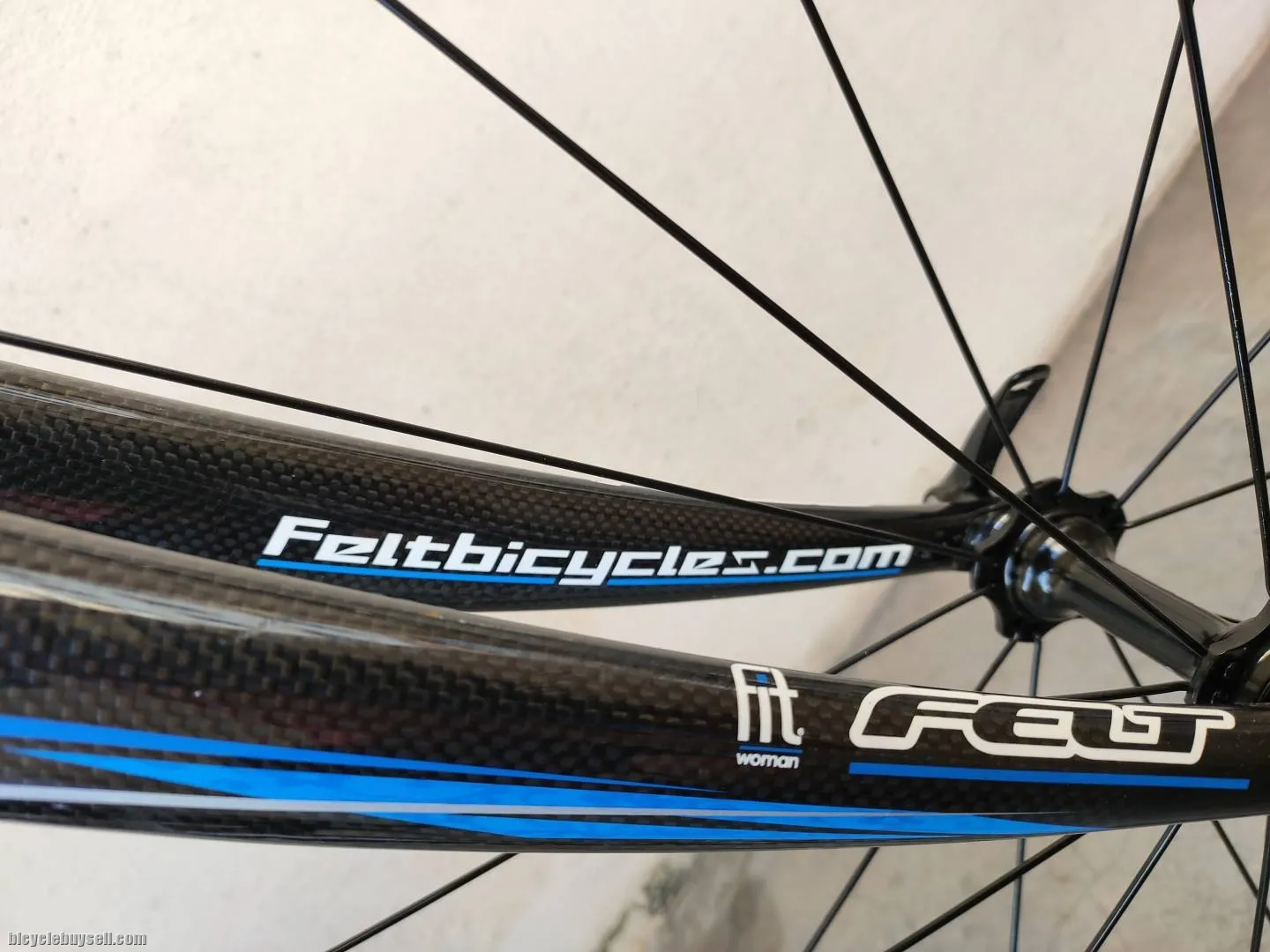 High Performance Hybrid Flatbar Road Bike 8kg 20speed
