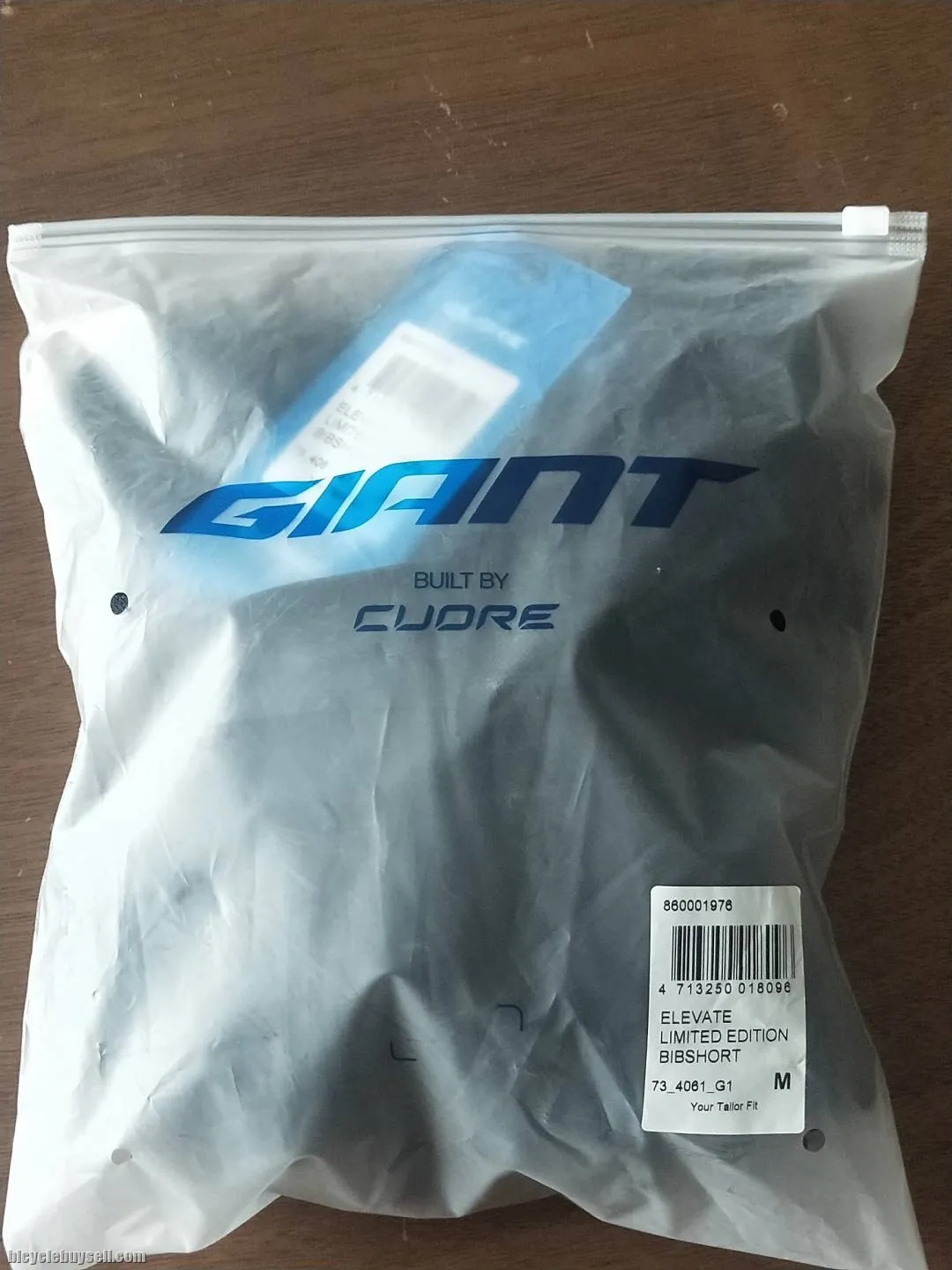 Giant Elevate Black Padded Cycling Bib Limited Edition by Coure size M Asian Fit