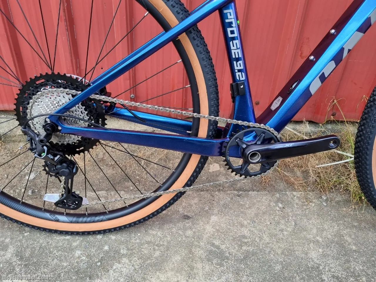 Camp Pro SE 9.2 (29er) XT M8100 Mix- Brand New !!! -