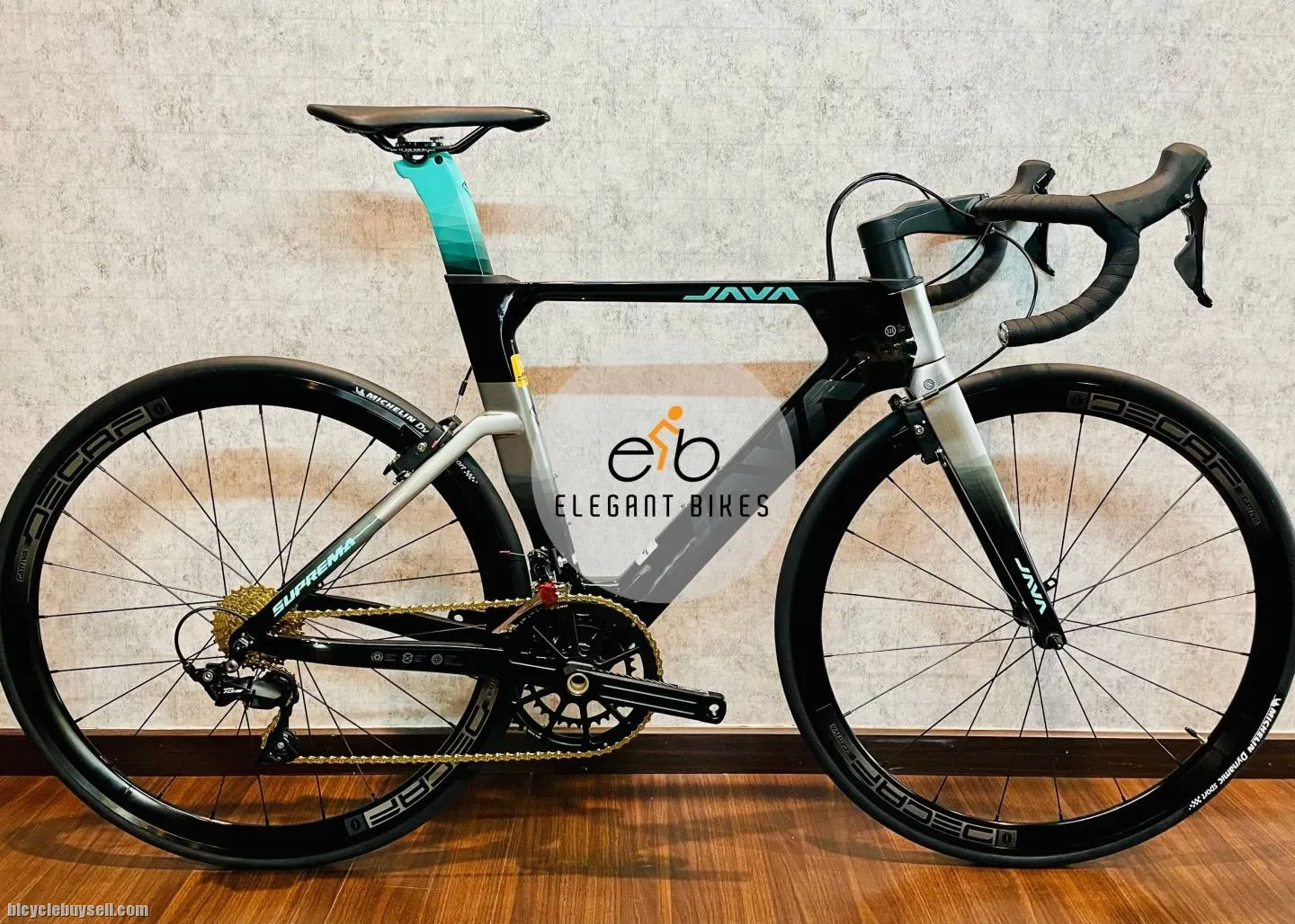 2022 JAVA SUPREMA FULL CARBON SHIMANO 105 AERO FRAME