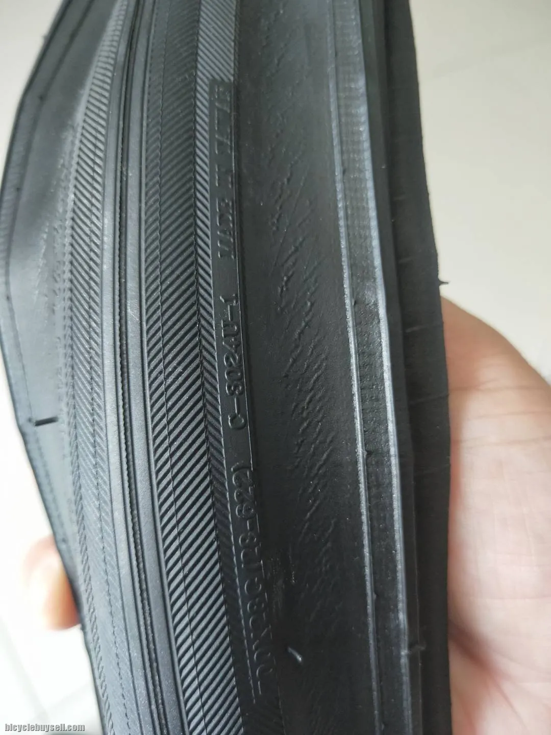 Cadex Race Road Bike tire soft compound 700 x 28c 28mm all condition made in Taiwan 339g