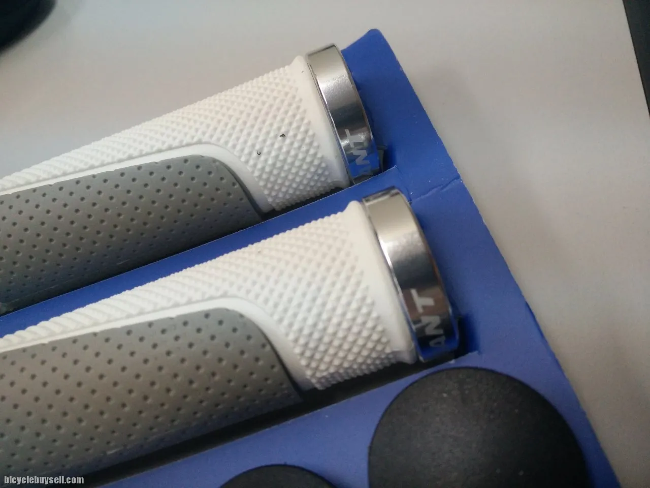 Giant MTB Handlebar Grip - Mountain Bike Model GBT-7